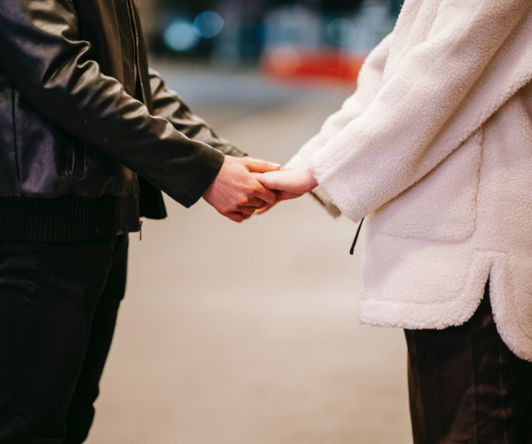 What is Relationship Hopping and Why Its Harmful to Your Emotional Health