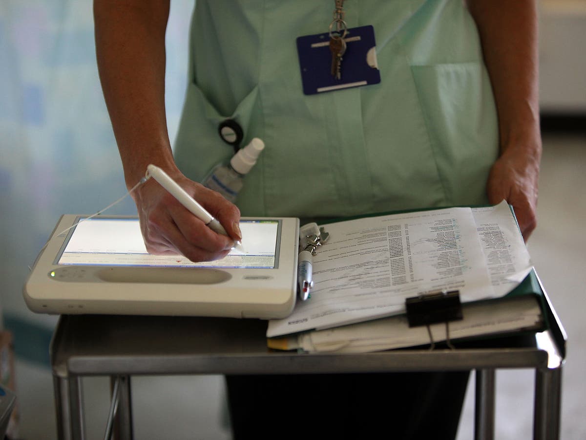 Cheating Nurse Stories: Real-Life Examples and How to Handle the Situation