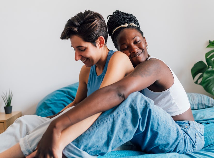 Lesbian Relationships: Tips for Building a Strong and Happy Connection (Advice for Lesbian Relationships)