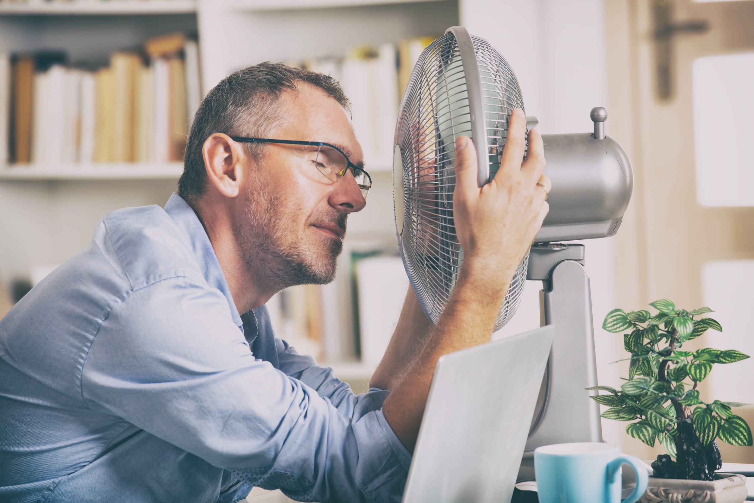Hot Flashes in Men: Could It Be Low Testosterone Levels?