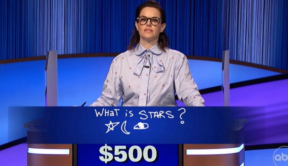 Emily Hampshire Jeopardy Appearance: How Well Did the Schitts Creek Star Do?
