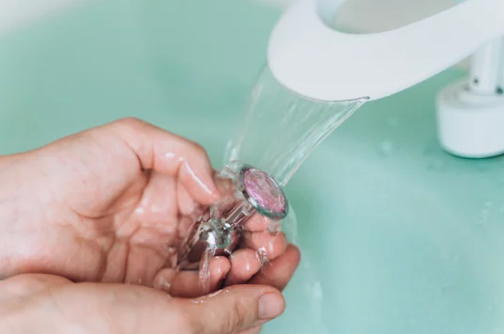 Guy butt plug, how to clean it properly? Keep these simple steps in mind!