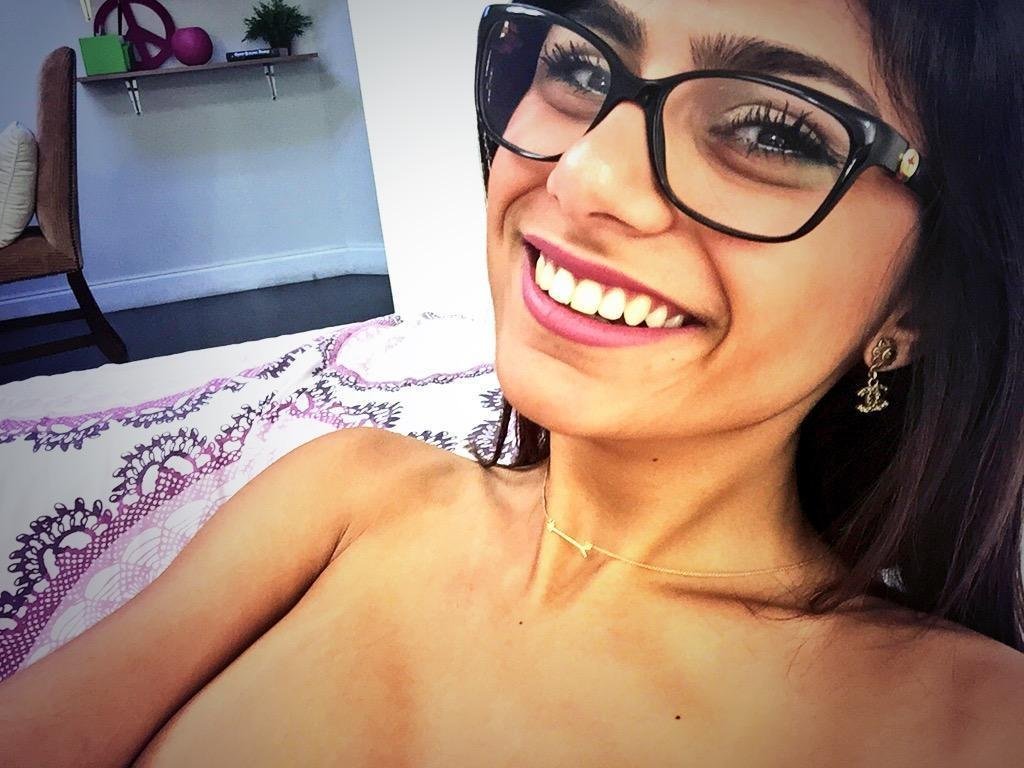 Life Before the Spotlight: Pornstars Before Porn, See Their Lives!