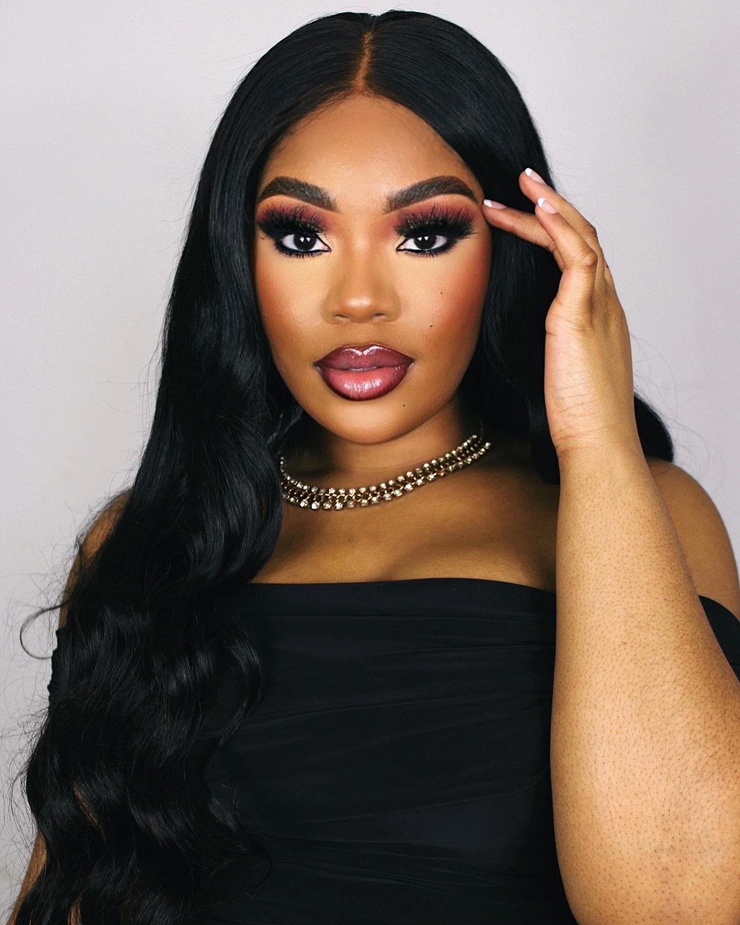 Ashlee Louis: Get the Scoop on Her Life and Career!