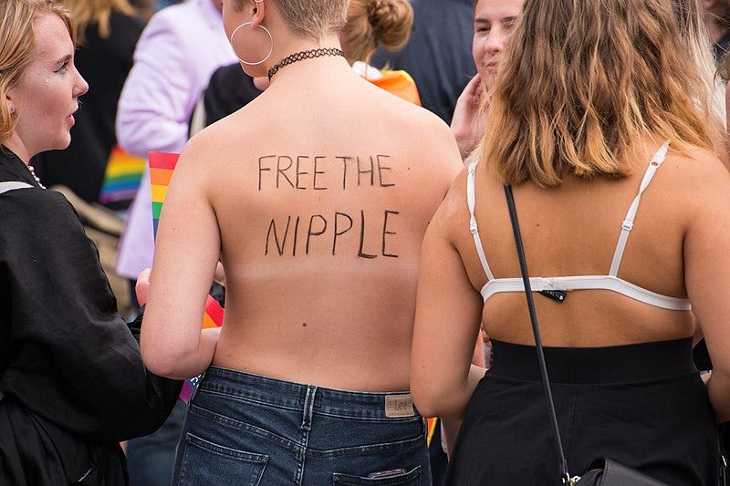 Large Nippled Women: Whats the Best Way to Meet Them Online and Offline?