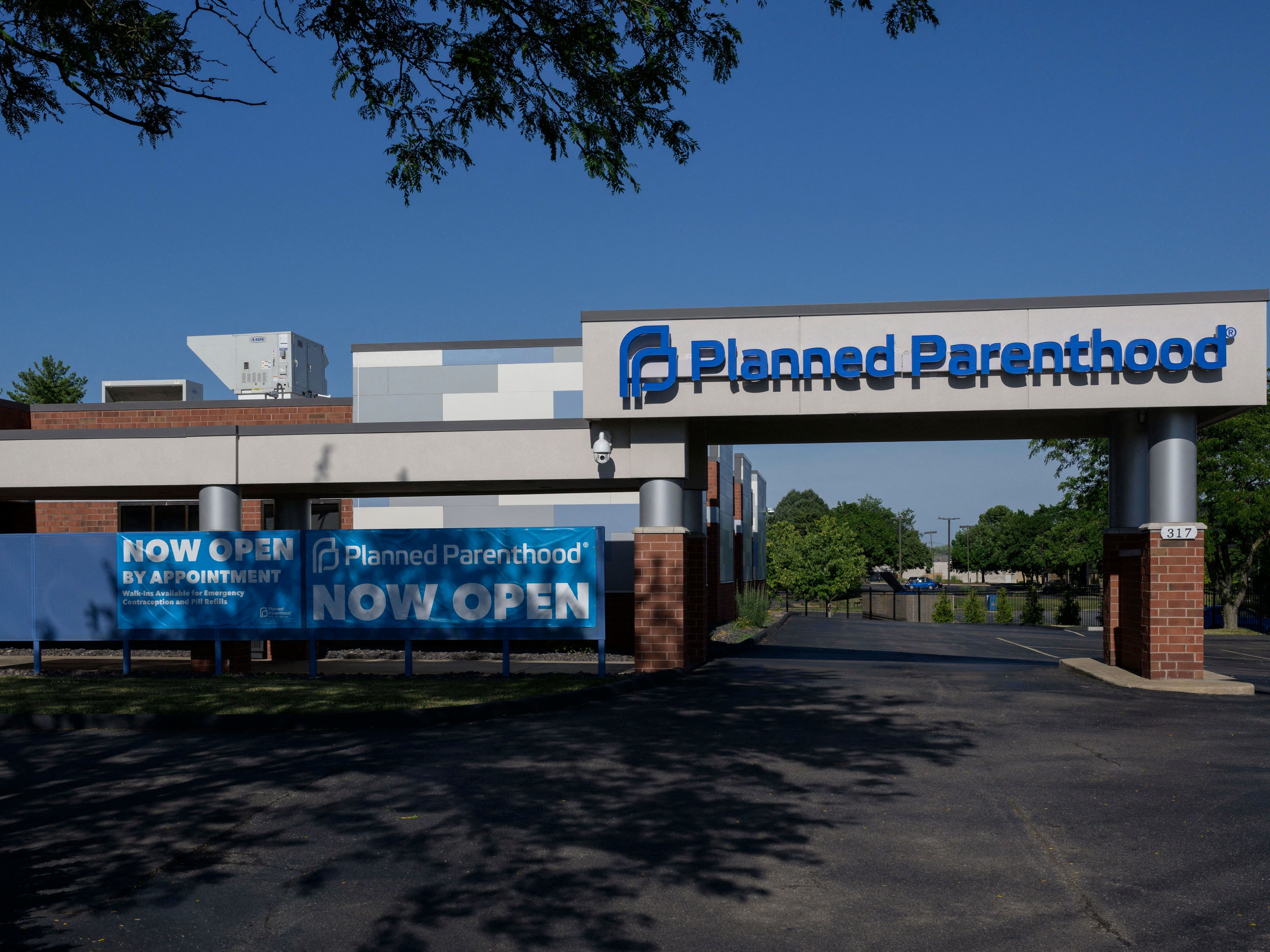 Visiting Planned Parenthood Savannah Center? Location, Contact & More!