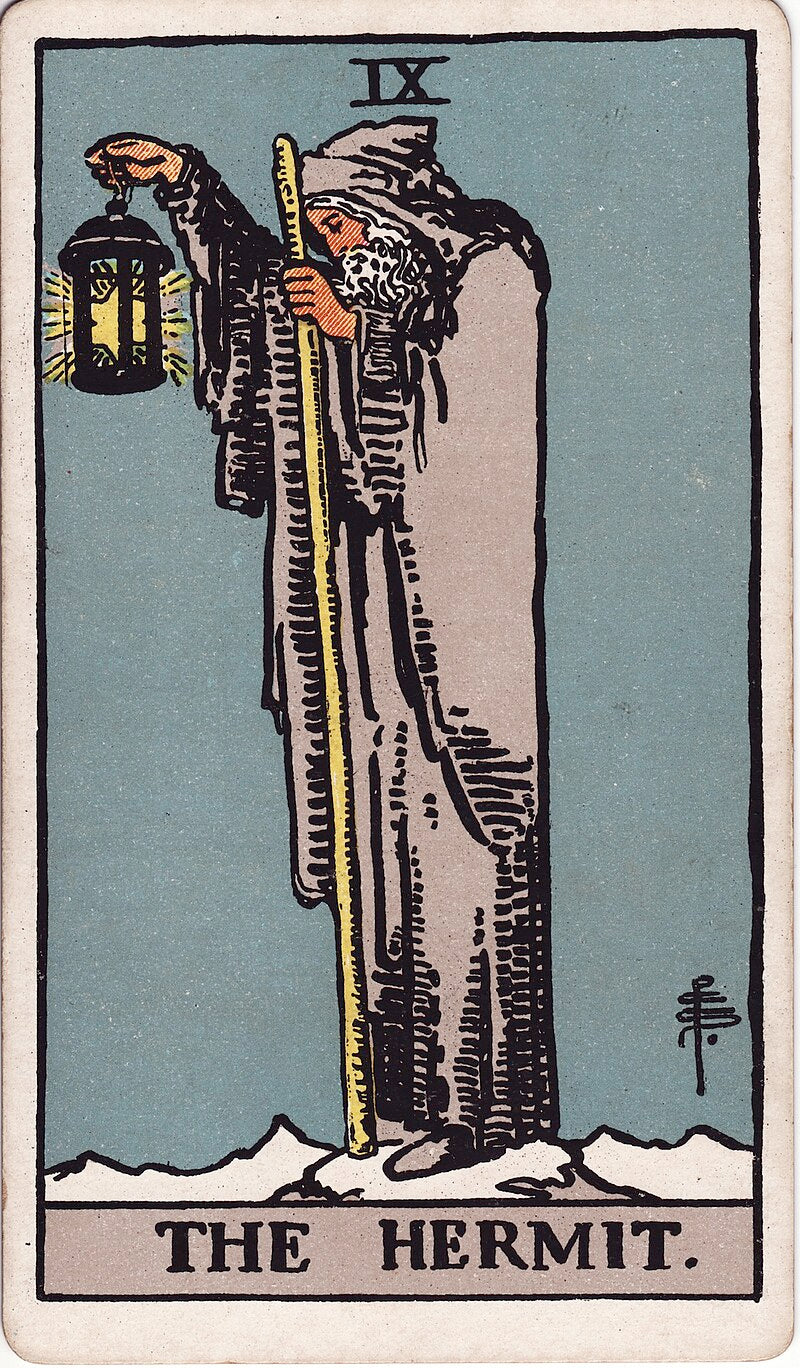 What is an Ermitaño? (Learn About the Hermit Life)