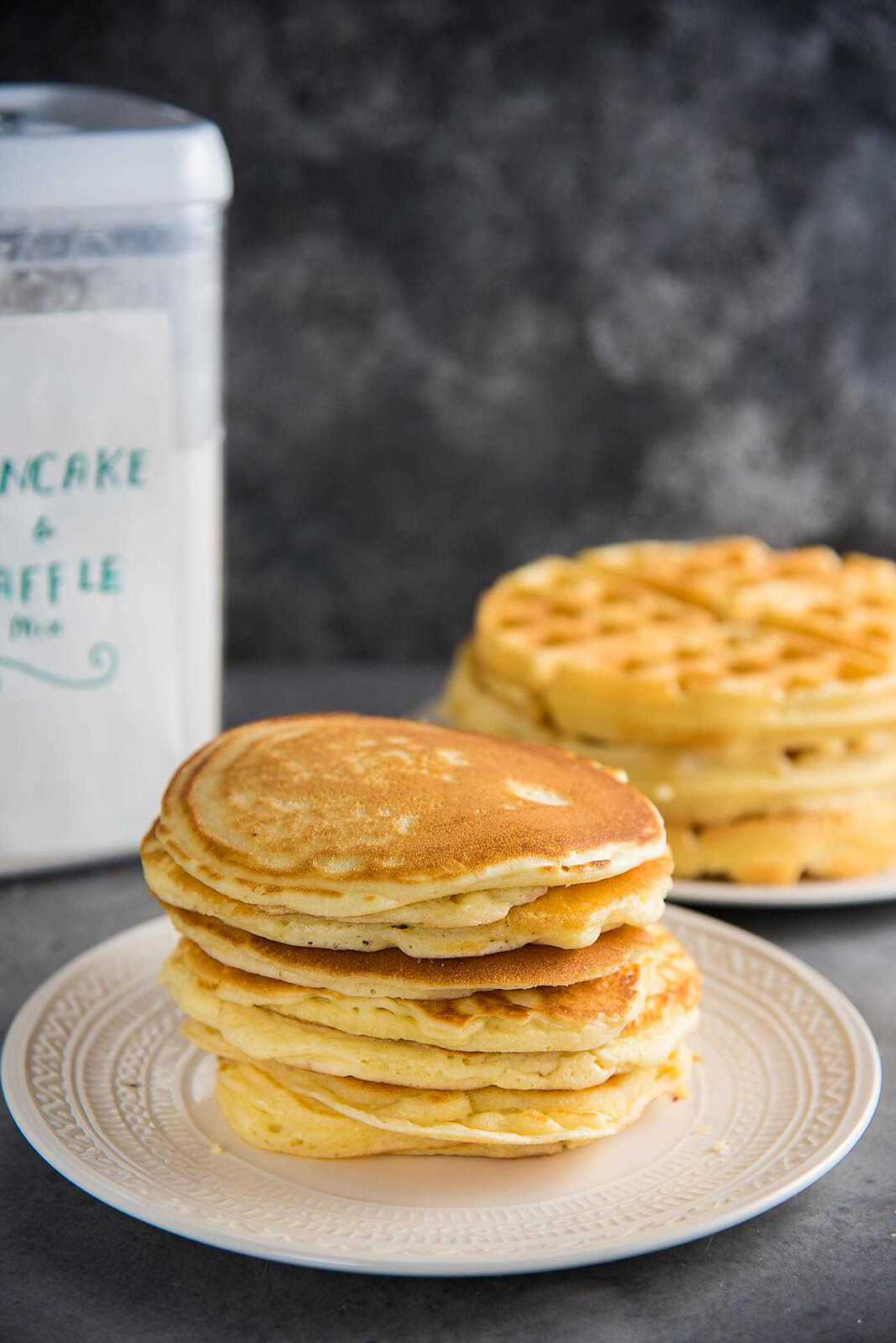 How to Make Waffle Pancakes: Quick, Fluffy, and Golden Brown