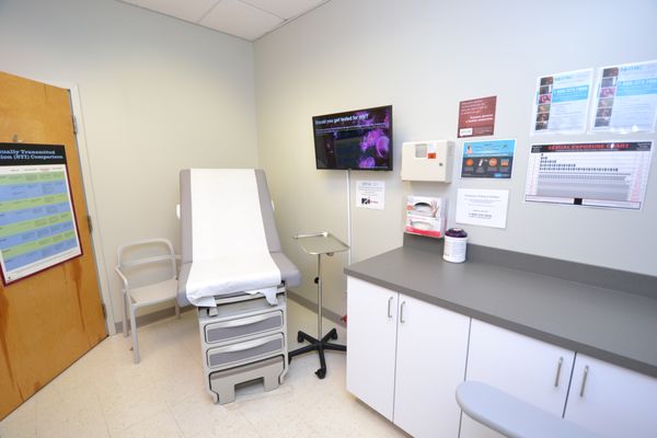 Explore planned parenthood - gwinnett health center photos: What does the actual Gwinnett clinic look like inside?