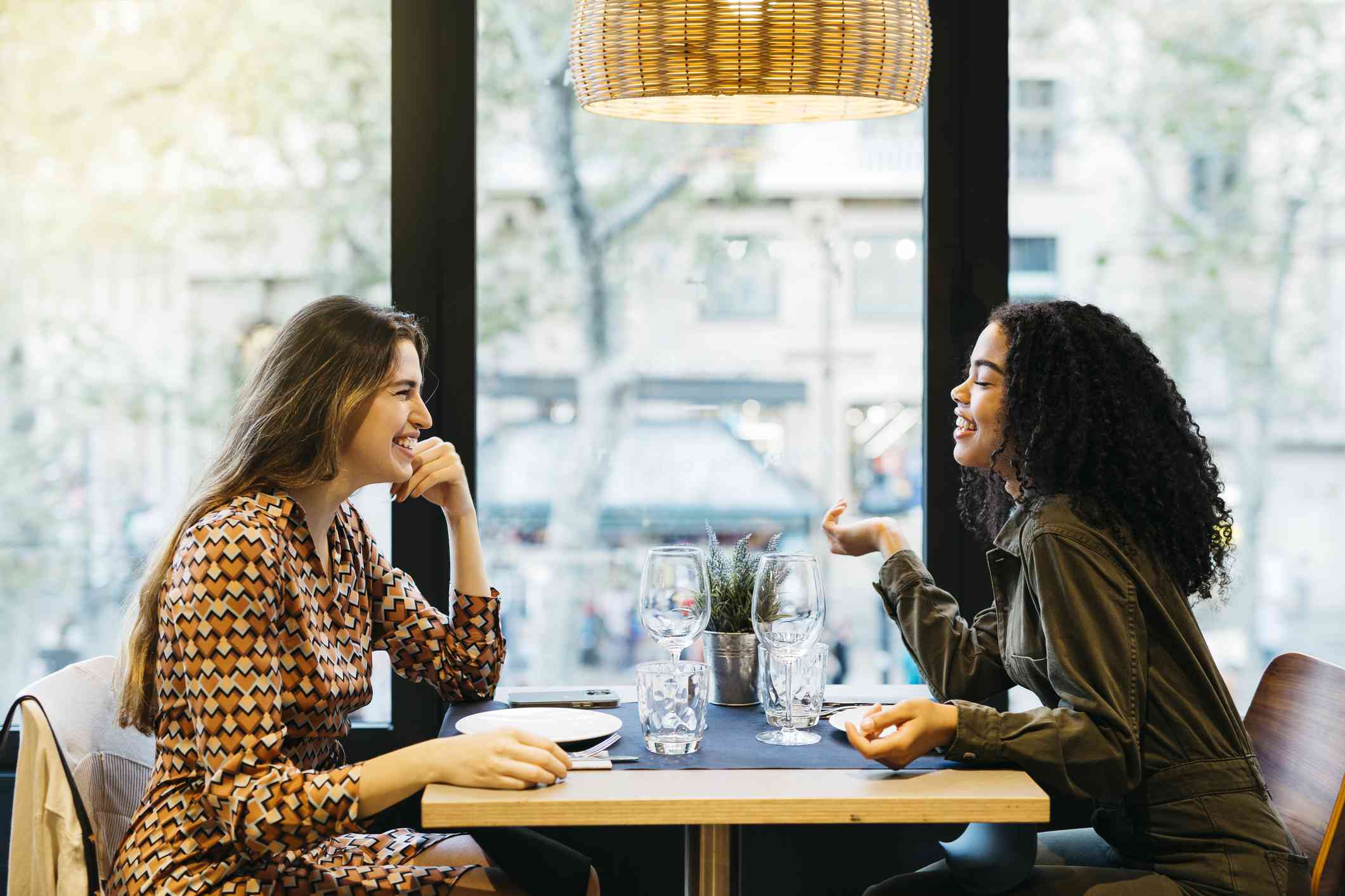 What should you do when meeting your friends mom? Make a wonderful first impression using these easy steps.