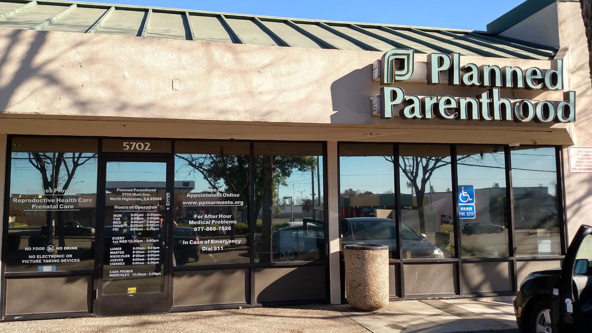 What are the clinic hours for Planned Parenthood Watt Ave? Check the opening times and schedule before you go.