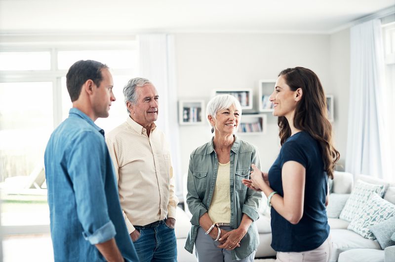 What should you do when meeting your friends mom? Make a wonderful first impression using these easy steps.