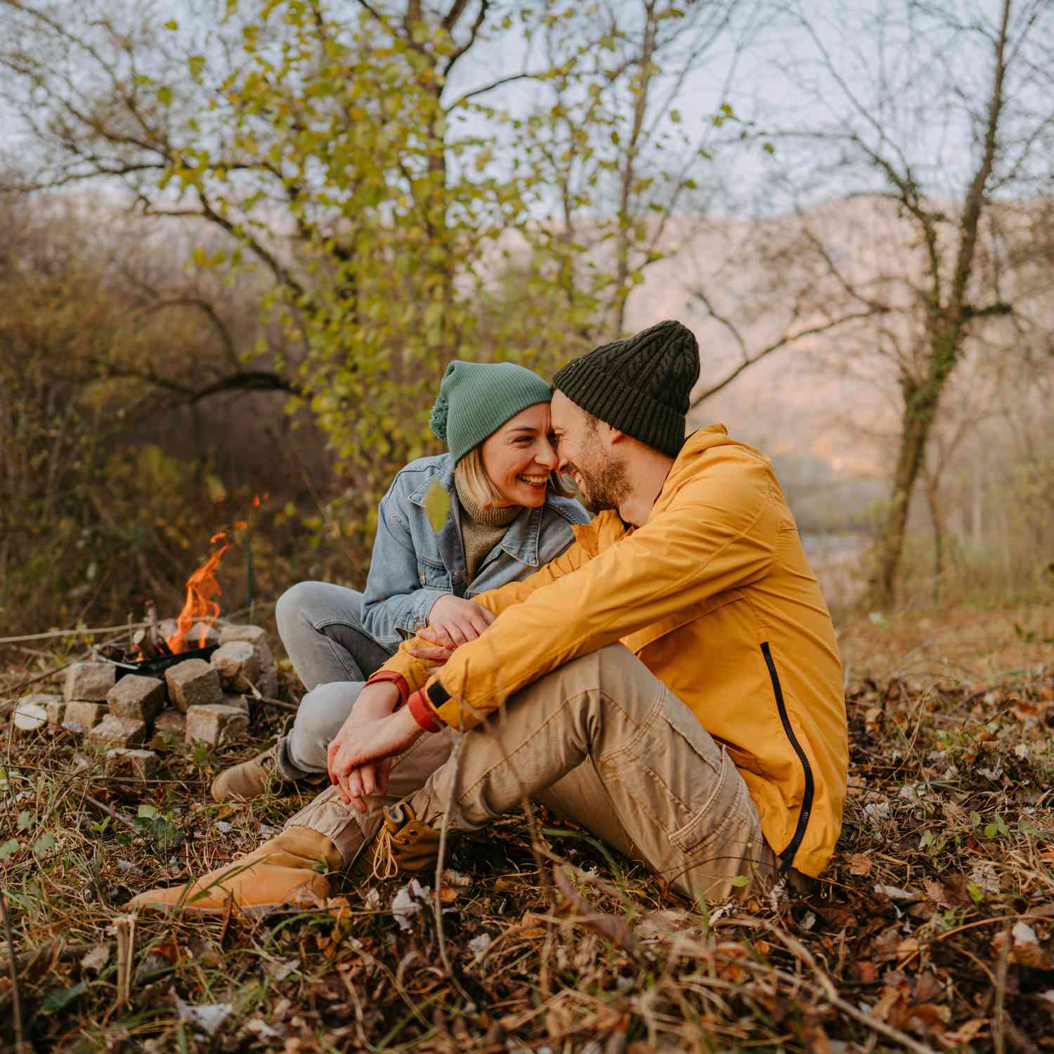 How can you truly fall in love in fall? (Discover simple ways for your autumn romance)