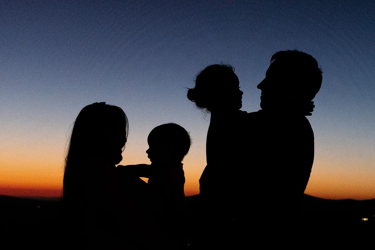 How to deal with in-laws when living together? Try these essential survival tips for daily harmony!