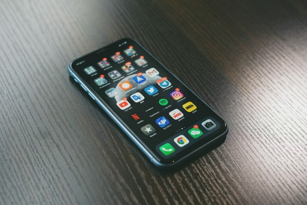 How to put down your phone more often? Try these simple tricks that really work for a better day.