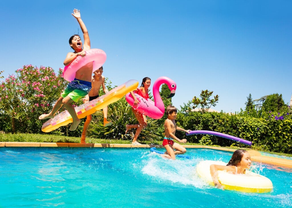 How to choose a floater friend? Simple tips for picking the best one for easy swimming!