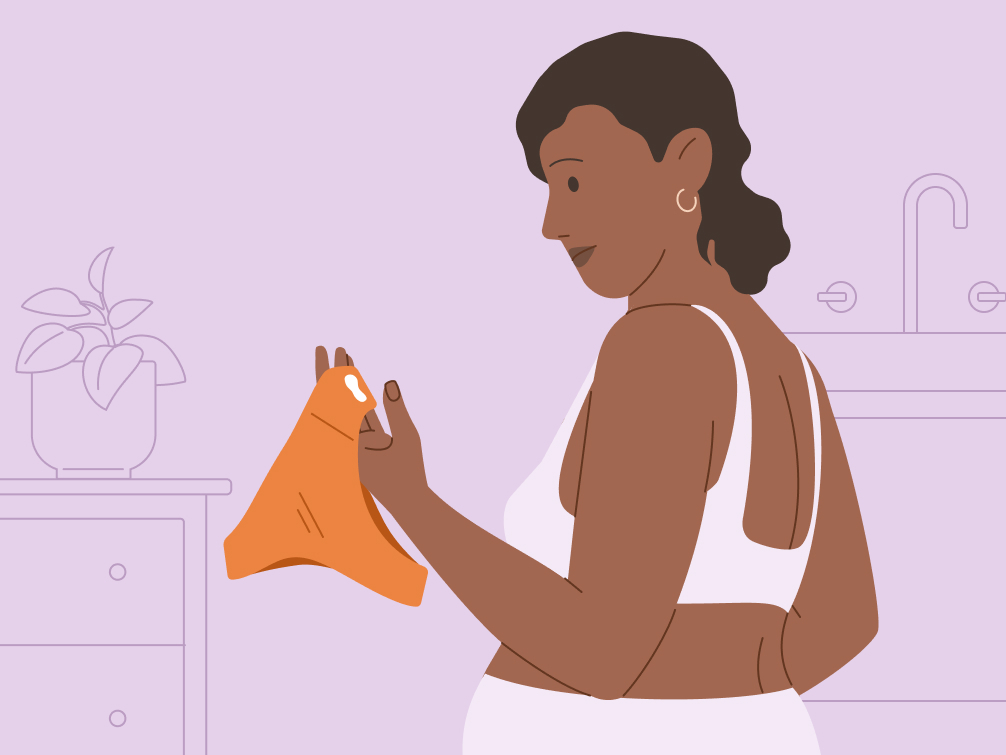 Why am I experiencing flujo vaginal blanco? Discover the common reasons and if you should be concerned.