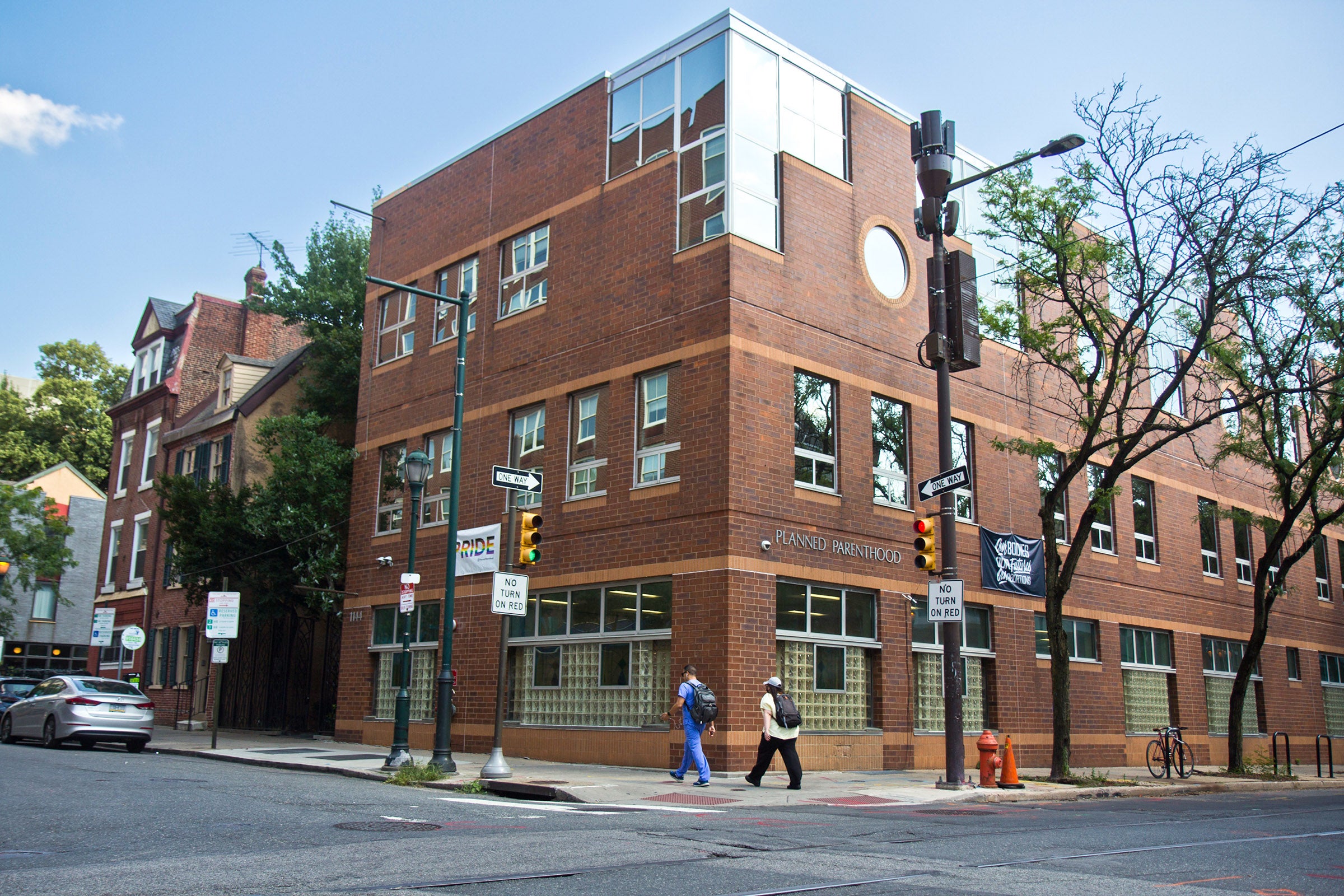 Want more information on 1144 locust st? Get the full story and facts about this address.