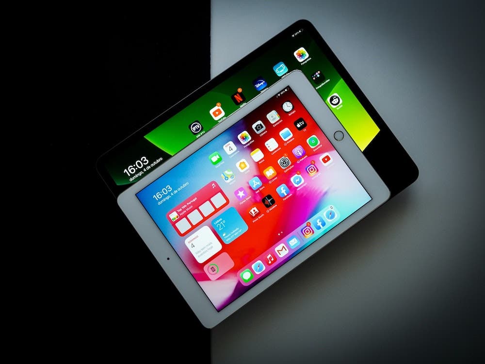 Is 4 Inch Enough for a Tablet? See if small size fits your use!
