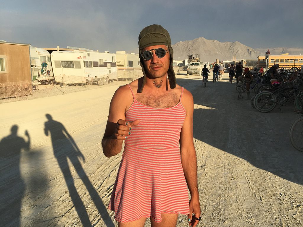 Burning Man Swingers Rules Secret Etiquette Every Couple Should Learn