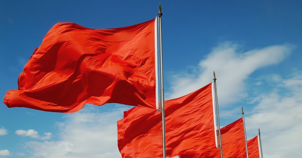 I Dont Trust My Boyfriend Know These 5 Red Flags You Must See Now