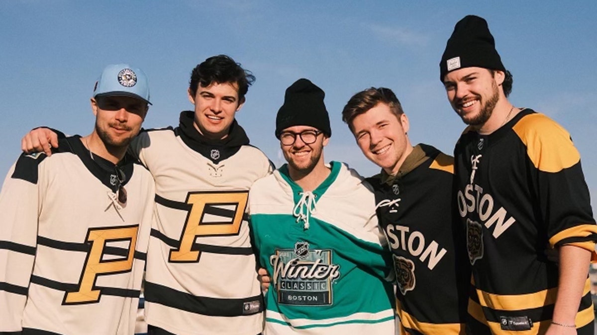How to Know Hottest Hockey Players? (Simple Tips for Big Fans)